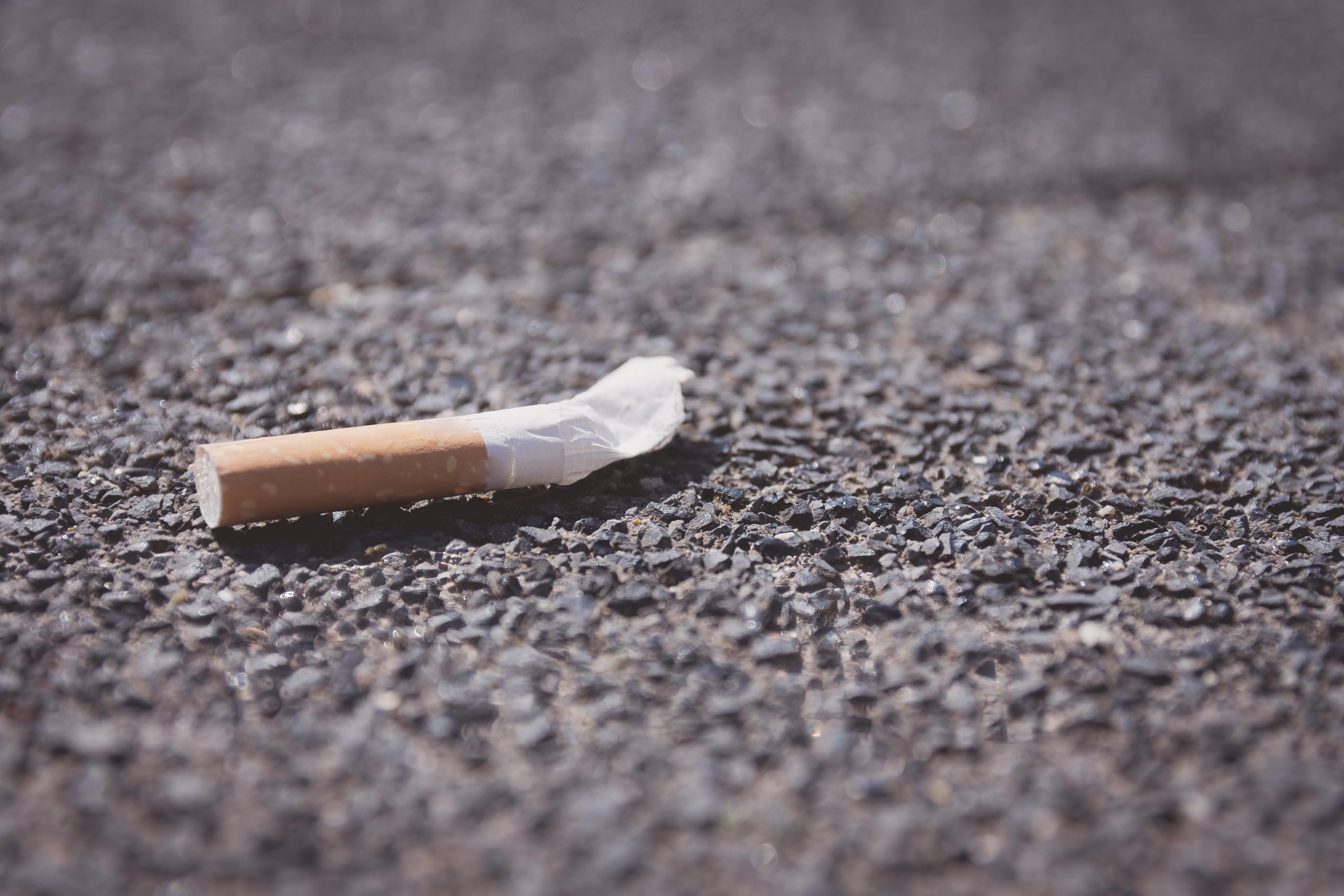 Tupakantumppi on maailman yleisin roska.